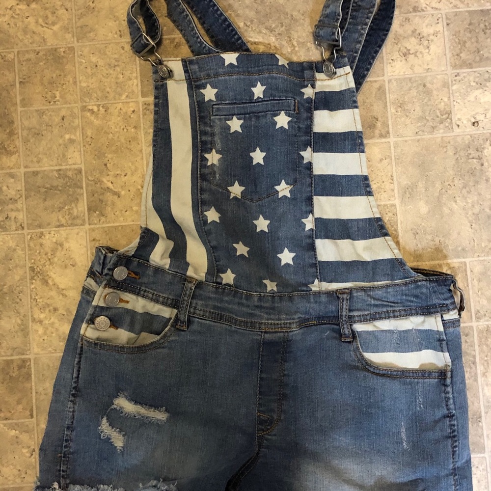 Adorable patriotic bibs!